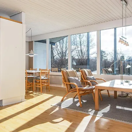 6 Person In Sydals-by Traum *