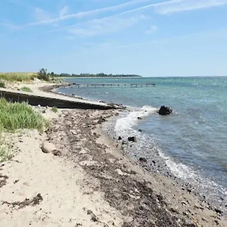 6 Person In Sydals-by Traum