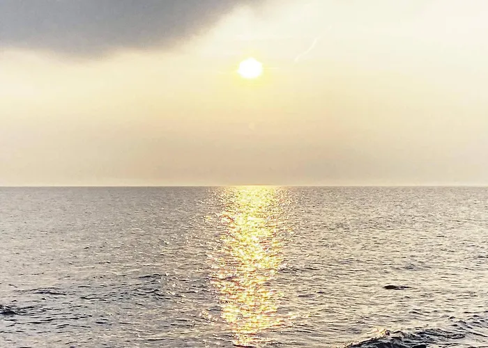 6 Person In Sydals-by Traum *